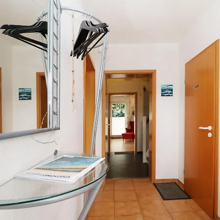 Ferienhaushaelfte Hubertus 펜션